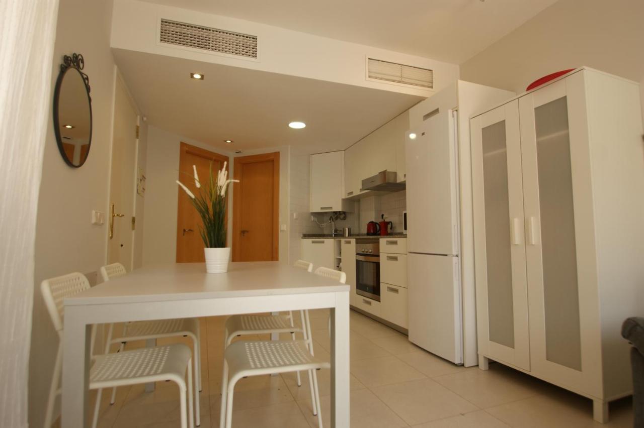 Apartamento en Vera a 300 m de la playa, con patio y salida directa a calle Exterior foto