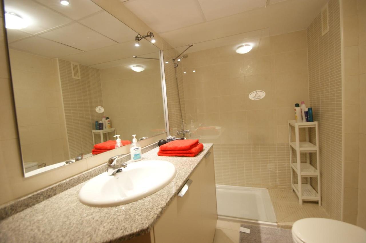 Apartamento en Vera a 300 m de la playa, con patio y salida directa a calle Exterior foto